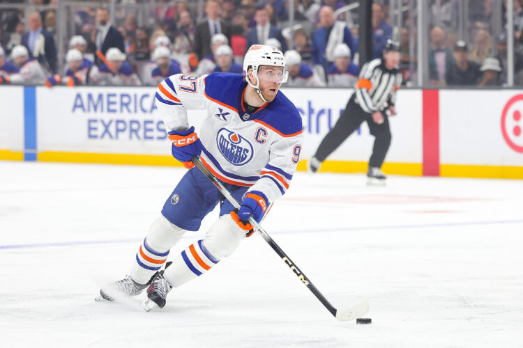 Connor McDavid ties Wayne Gretzky with his fifth Ted Lindsay Award honor